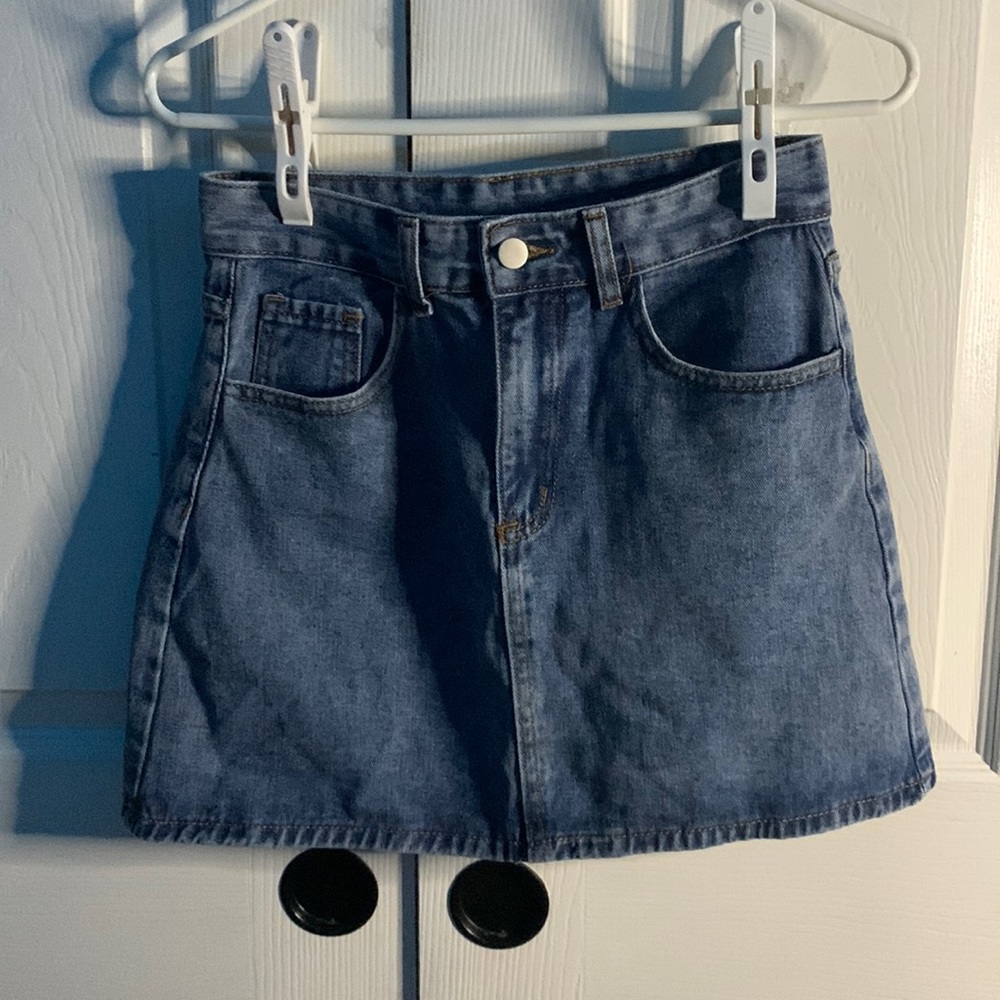 Denim skirt